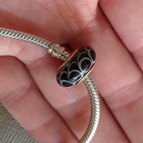 Pandora 14k gold Black Lotus Charm - Picture 2 of 4